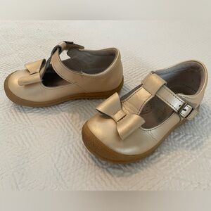 L’Amour girls leather dress shoes